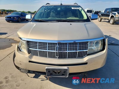 Piąte zdjęcie samochodu w środku: 2007 LINCOLN MKX VIN:2LMDU88C27BJ04193 - miniatura