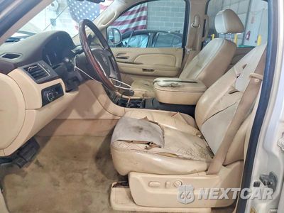 Zdjęcie 7 z 13 samochodu: 2007 CADILLAC ESCALADE LUXURY VIN:1GYFK63857R372149 - miniatura