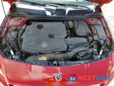 Zdjęcie 11 z 12 samochodu: 2018 MERCEDES-BENZ CLA 250 VIN:WDDSJ4EBXJN631159 - miniatura