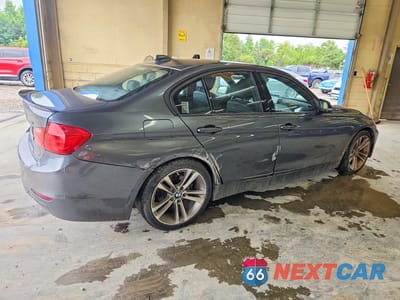 Trzecie zdjęcie samochodu z tyłu: 2014 BMW 328 I VIN:WBA3A5C54EP600109 - miniatura