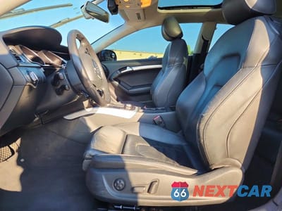 Zdjęcie 7 z 12 samochodu: 2010 AUDI A5 PREMIUM PLUS VIN:WAULFAFRXAA004931 - miniatura