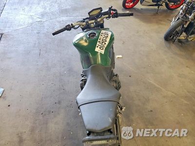 Zdjęcie 6 z 9 samochodu: 2016 YAMAHA FZ09 VIN:JYARN33E8GA009630 - miniatura