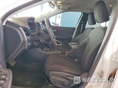 Zdjęcie 7 z 13 samochodu: 2020 JEEP CHEROKEE LATITUDE VIN:1C4PJLCB0LD601495 - miniatura