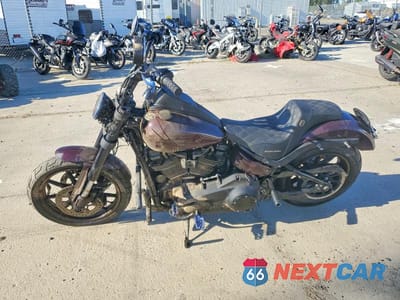 Trzecie zdjęcie samochodu z tyłu: 2021 HARLEY-DAVIDSON FXLRS VIN:1HD1YWK25MB069094 - miniatura