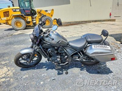 Trzecie zdjęcie samochodu z tyłu: 2025 HONDA CMX1100 D2 VIN:JH2SC87G3SK001000 - miniatura