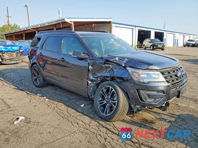 Czwarte zdjęcie samochodu z boku: 2017 FORD EXPLORER SPORT VIN:1FM5K8GT1HGE37681 - miniatura