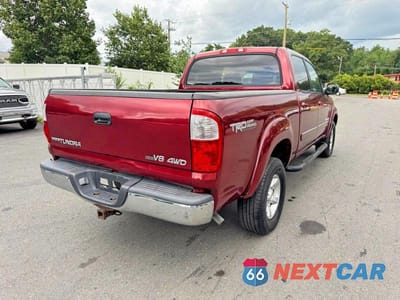 Trzecie zdjęcie samochodu z tyłu: 2006 TOYOTA TUNDRA DOUBLE CAB SR5 VIN:5TBDT44106S522712 - miniatura