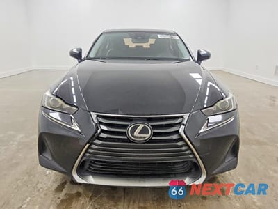 Piąte zdjęcie samochodu w środku: 2018 LEXUS IS 300 VIN:JTHBA1D28J5067164 - miniatura