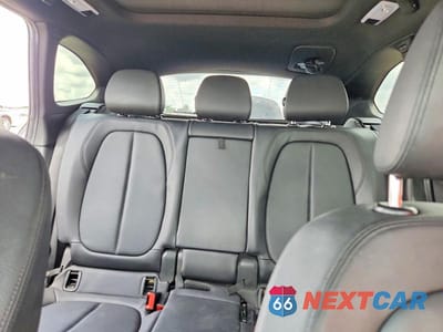Zdjęcie 10 z 13 samochodu: 2018 BMW X1 VIN:WBXHU7C3XJ5H45838 - miniatura