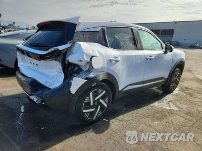 Trzecie zdjęcie samochodu z tyłu: 2025 NISSAN KICKS SV VIN:3N8AP6CA7SL423126 - miniatura