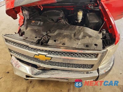 Zdjęcie 11 z 12 samochodu: 2013 CHEVROLET SILVERADO K1500 LS VIN:1GCRKREA0DZ130787 - miniatura