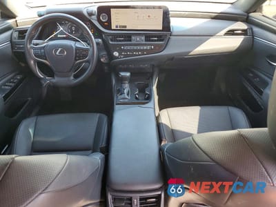 Zdjęcie 8 z 13 samochodu: 2024 LEXUS ES 300H BASE VIN:58ADA1C16RU039050 - miniatura