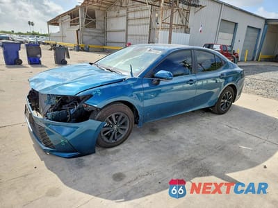 2026 TOYOTA CAMRY LE 4T1DAACK6TU732062 - główne zdjęcie licytacji z USA - miniatura
