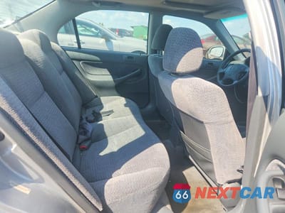 Zdjęcie 10 z 12 samochodu: 1999 HONDA CIVIC EX VIN:1HGEJ8647XL022020 - miniatura