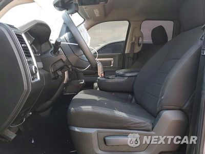 Zdjęcie 7 z 12 samochodu: 2020 RAM 1500 CLASSIC WARLOCK VIN:1C6RR6GG0LS105611 - miniatura