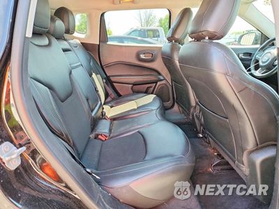 Zdjęcie 11 z 13 samochodu: 2019 JEEP COMPASS LATITUDE VIN:3C4NJDBB0KT689990 - miniatura