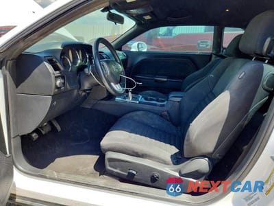 Zdjęcie 7 z 12 samochodu: 2014 DODGE CHALLENGER SXT VIN:2C3CDYAG2EH250021 - miniatura