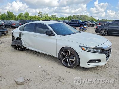 Czwarte zdjęcie samochodu z boku: 2019 HONDA ACCORD SPORT VIN:1HGCV1F37KA117739 - miniatura