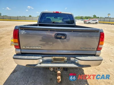 Zdjęcie 6 z 12 samochodu: 2001 CHEVROLET SILVERADO K1500 VIN:2GCEK19T911114118 - miniatura