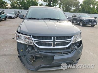 Piąte zdjęcie samochodu w środku: 2019 DODGE JOURNEY SE VIN:3C4PDCBB0KT859954 - miniatura