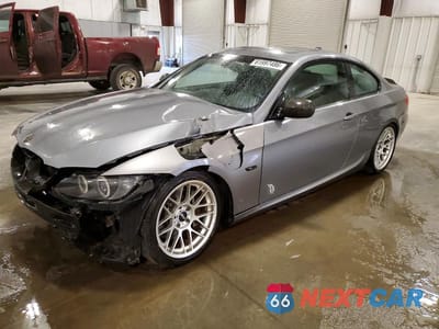 2010 BMW 335 I WBAWB7C51AP048374 - główne zdjęcie licytacji z USA - miniatura