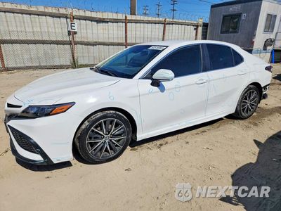 2023 TOYOTA CAMRY SE 4T1T11AK6PU804768 - główne zdjęcie licytacji z USA - miniatura