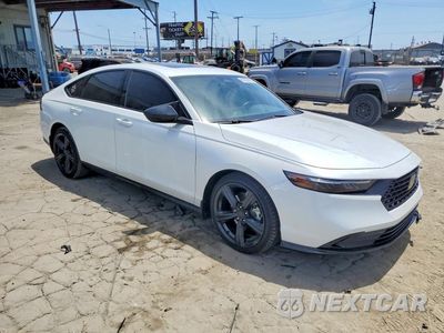 Czwarte zdjęcie samochodu z boku: 2024 HONDA ACCORD HYBRID SPORT-L VIN:1HGCY2F79RA086732 - miniatura