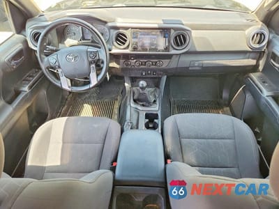 Zdjęcie 8 z 12 samochodu: 2019 TOYOTA TACOMA TRD OFF-ROAD VIN:5TFCZ5AN9KX190451 - miniatura
