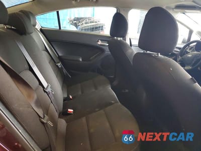 Zdjęcie 10 z 13 samochodu: 2017 KIA FORTE LX VIN:3KPFK4A79HE040443 - miniatura