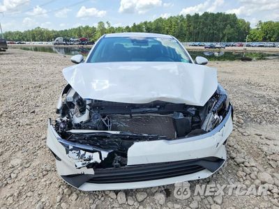 Piąte zdjęcie samochodu w środku: 2023 KIA FORTE LXS VIN:3KPF24AD9PE597518 - miniatura