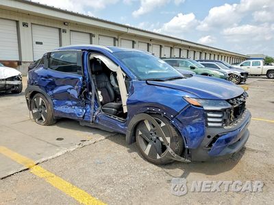 Czwarte zdjęcie samochodu z boku: 2025 NISSAN KICKS SR VIN:3N8AP6DD6SL430495 - miniatura
