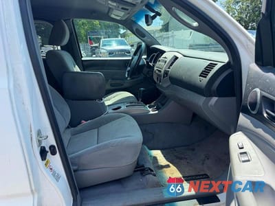 Zdjęcie 8 z 11 samochodu: 2010 TOYOTA TACOMA BASE VIN:5TETX4CN7AZ745627 - miniatura