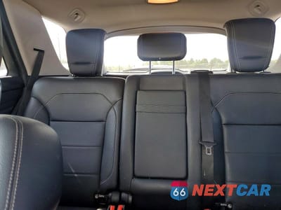 Zdjęcie 10 z 13 samochodu: 2012 MERCEDES-BENZ ML 350 BLUETEC VIN:4JGDA2EB7CA001886 - miniatura