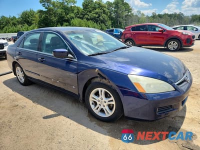 Czwarte zdjęcie samochodu z boku: 2007 HONDA ACCORD EX VIN:1HGCM56727A089403 - miniatura