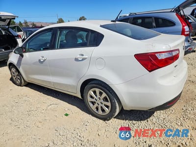 Drugie zdjęcie samochodu z przodu: 2014 KIA RIO LX VIN:KNADM4A32E6375802 - miniatura