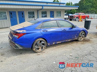 Trzecie zdjęcie samochodu z tyłu: 2025 HYUNDAI ELANTRA HYBRID SEL SPORT VIN:KMHLM4DJ5SU148132 - miniatura