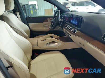Zdjęcie 13 z 14 samochodu: 2025 MERCEDES-BENZ GLS 450 4MATIC VIN:4JGFF5KE7SB317050 - miniatura