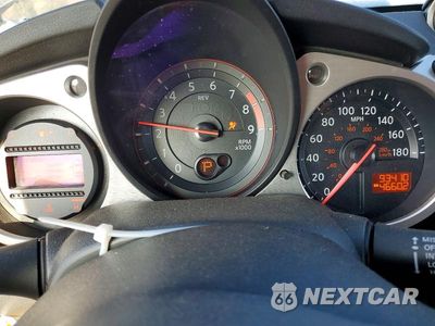 Zdjęcie 9 z 13 samochodu: 2014 NISSAN 370Z BASE VIN:JN1AZ4EH3EM631358 - miniatura