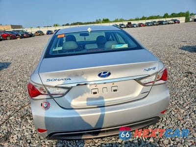 Zdjęcie 6 z 12 samochodu: 2013 HYUNDAI SONATA HYBRID VIN:KMHEC4A40DA097542 - miniatura