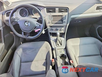 Zdjęcie 8 z 13 samochodu: 2015 VOLKSWAGEN GOLF VIN:3VW217AU7FM011581 - miniatura