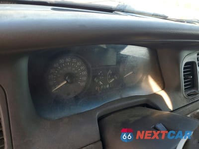 Zdjęcie 9 z 12 samochodu: 2008 MERCURY GRAND MARQUIS LS VIN:2MEFM75V68X649373 - miniatura