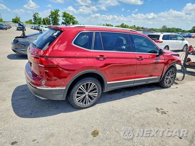 Trzecie zdjęcie samochodu z tyłu: 2019 VOLKSWAGEN TIGUAN SE VIN:3VV2B7AX3KM048861 - miniatura