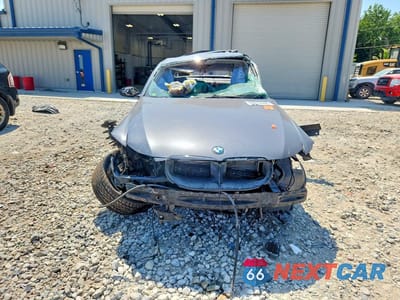 Piąte zdjęcie samochodu w środku: 2008 BMW 335 XI VIN:WBAVD53588A010695 - miniatura