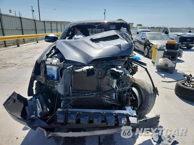Piąte zdjęcie samochodu w środku: 2020 TOYOTA TACOMA TRD SPORT VIN:3TMAZ5CN2LM136727 - miniatura
