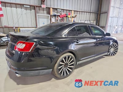Trzecie zdjęcie samochodu z tyłu: 2011 FORD TAURUS SHO VIN:1FAHP2KT7BG162872 - miniatura