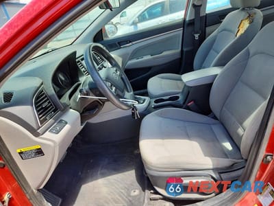 Zdjęcie 7 z 13 samochodu: 2018 HYUNDAI ELANTRA SEL VIN:5NPD84LF7JH306506 - miniatura