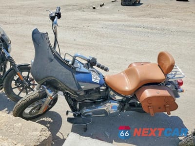 Trzecie zdjęcie samochodu z tyłu: 2023 HARLEY-DAVIDSON FLHCS VIN:1HD1YBK19PB021621 - miniatura