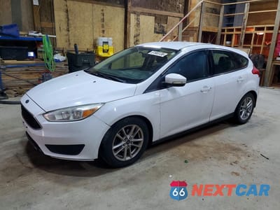 2016 FORD FOCUS SE 1FADP3K27GL217394 - główne zdjęcie licytacji z USA - miniatura