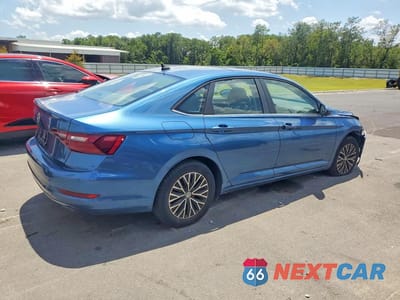 Trzecie zdjęcie samochodu z tyłu: 2020 VOLKSWAGEN JETTA S VIN:3VWC57BU9LM077939 - miniatura