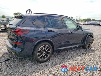 Trzecie zdjęcie samochodu z tyłu: 2025 BMW X5 XDRIVE40I VIN:5UX23EU0XS9X77953 - miniatura